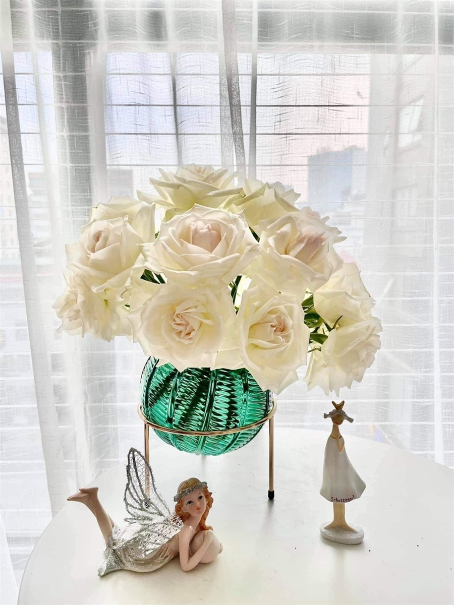 binh-thuy-tinh-tron-xanh-ngoc-bich-kem-gia-do-011