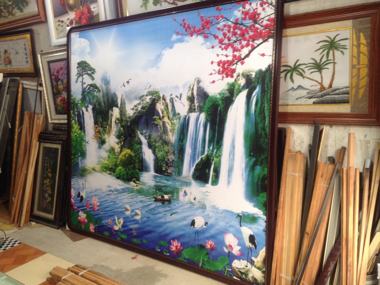 mau-tranh-canvas-son-thuy-huu-tinh-dep