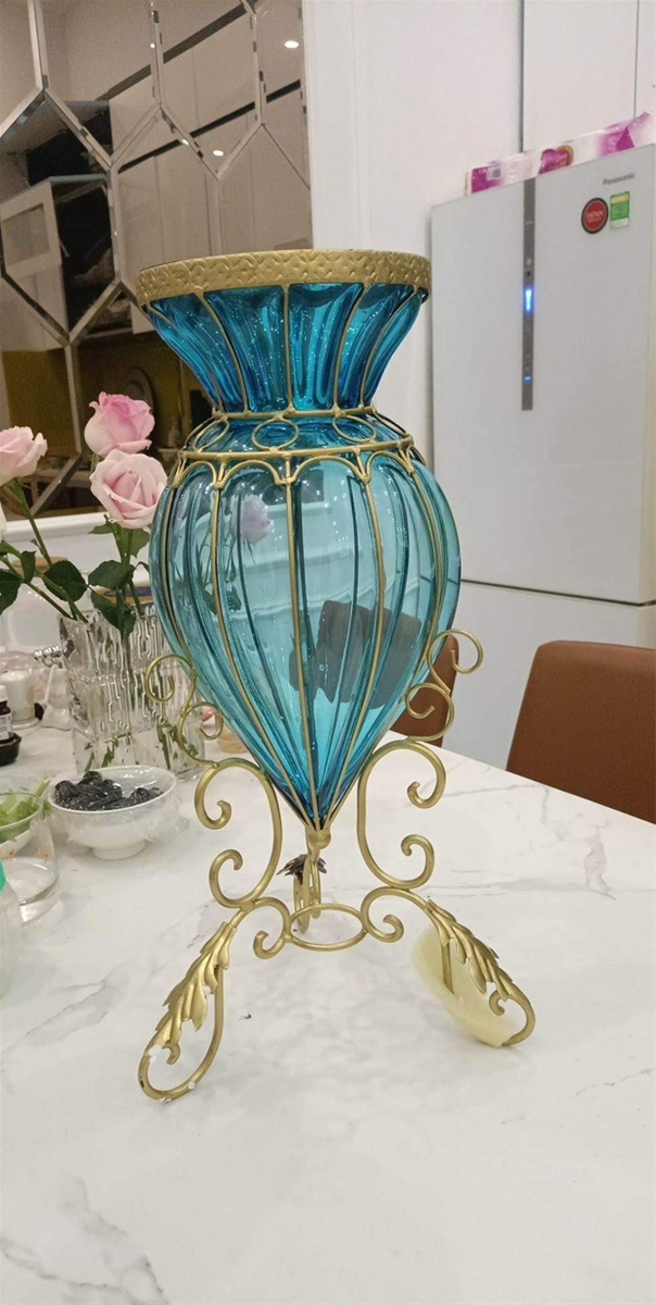 binh-cam-hoa-xanh-ngoc-tuyet-dep